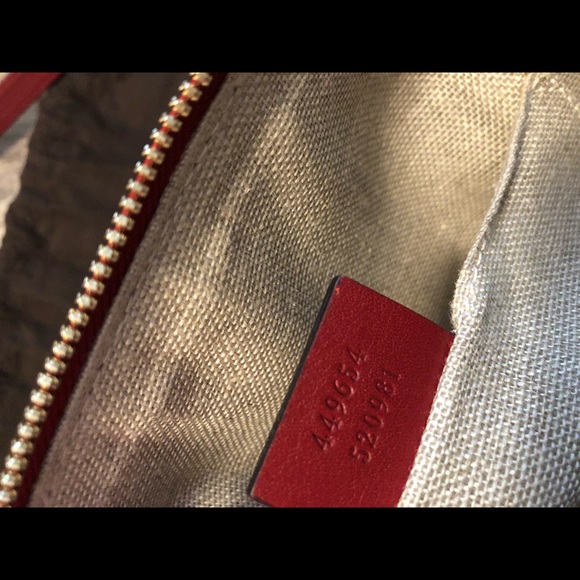 Gucci microguccissima mini dome crossbody bag - Picture 6 of 16